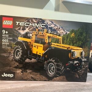 LEGO Technic Jeep Wrangler - Yellow and Black
